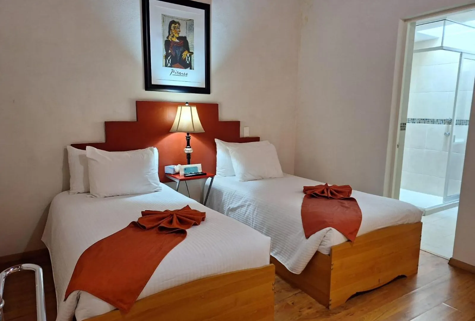 Hotel Del Capitan De Puebla, Departamentos